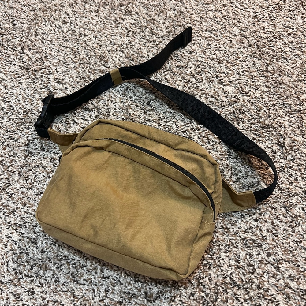 Baggu Fannypack Dark Khaki Tan Crossbody